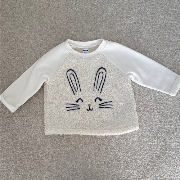 Old Navy White Cozy Bunny Sweatshirt - Picture 1 of 4